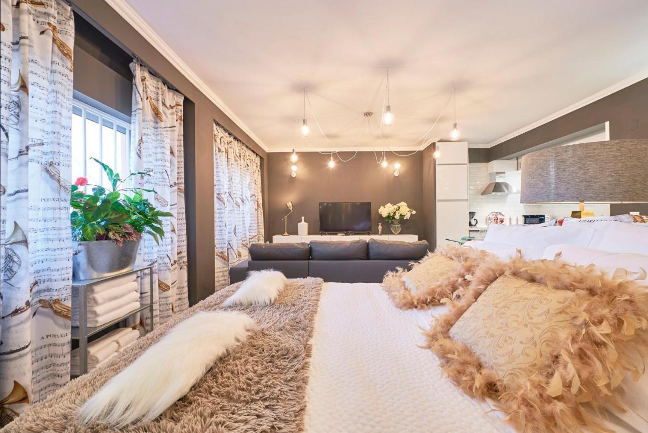 In Bed With Lisbon - Lux4You Taguspark Massama Esterno foto
