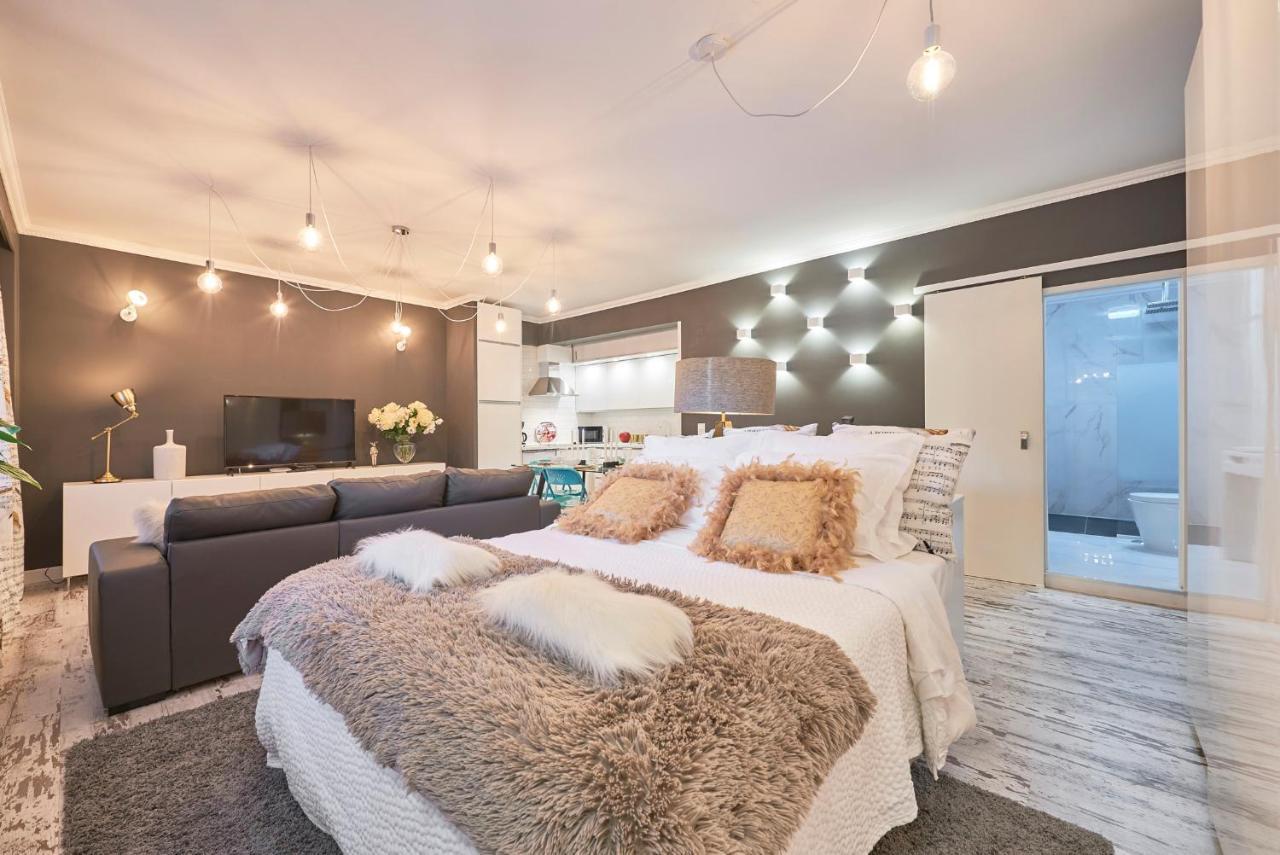 In Bed With Lisbon - Lux4You Taguspark Massama Esterno foto