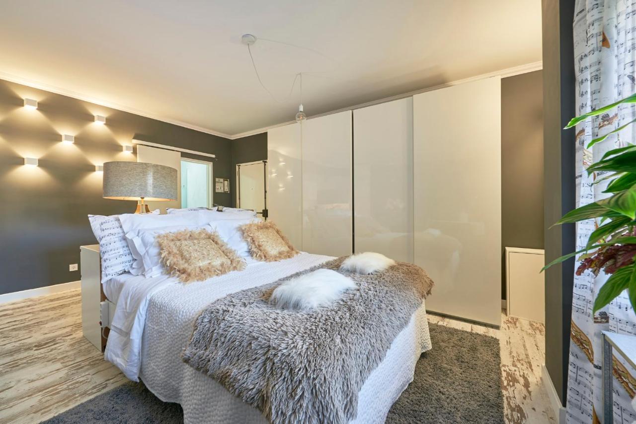 In Bed With Lisbon - Lux4You Taguspark Massama Esterno foto