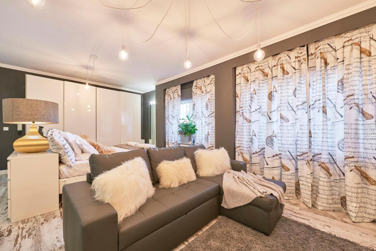 In Bed With Lisbon - Lux4You Taguspark Massama Esterno foto